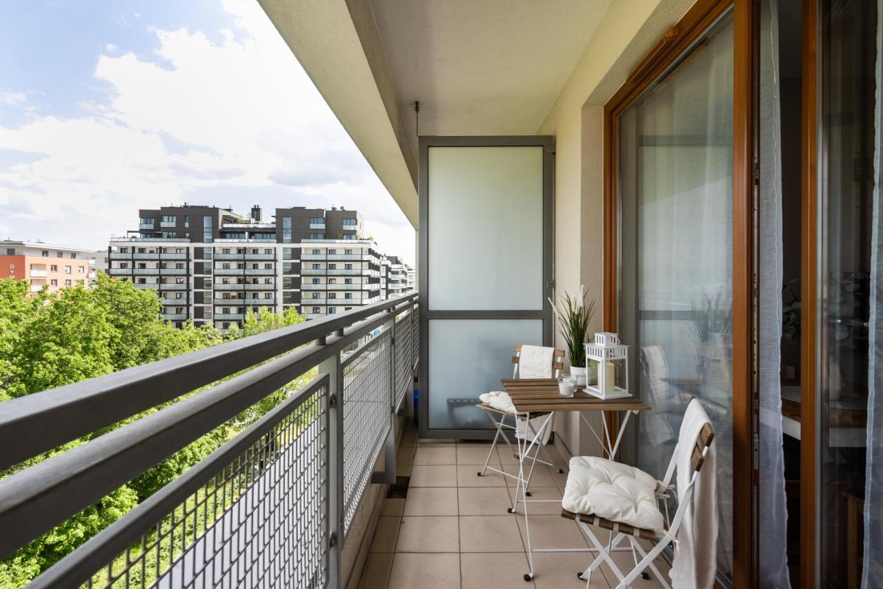 Wola Prime 2-Bedroom Apartment วอร์ซอ ภายนอก รูปภาพ